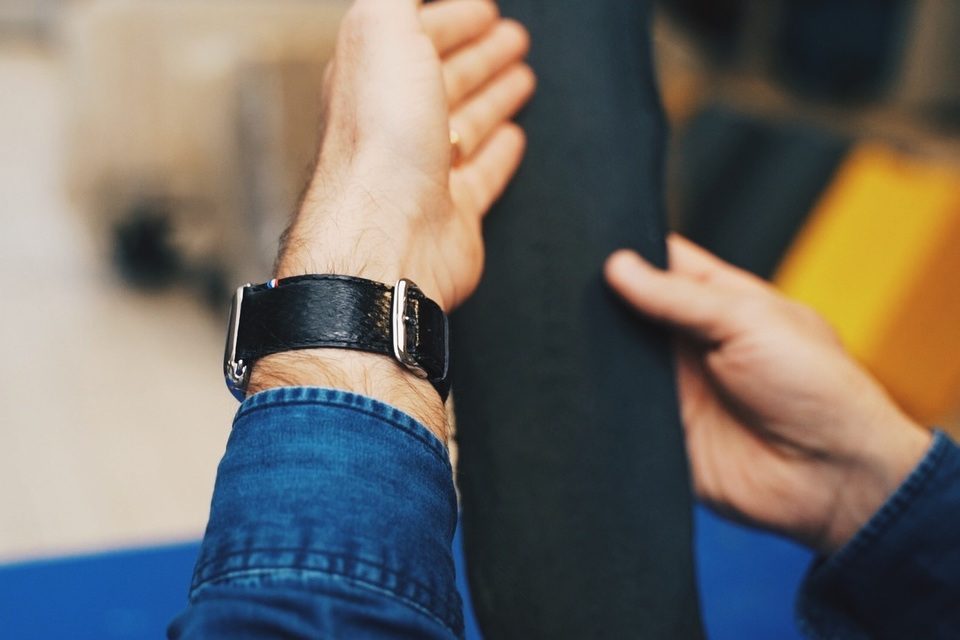 Bracelet de montre fin en cuir de lézard pour Apple Watch
